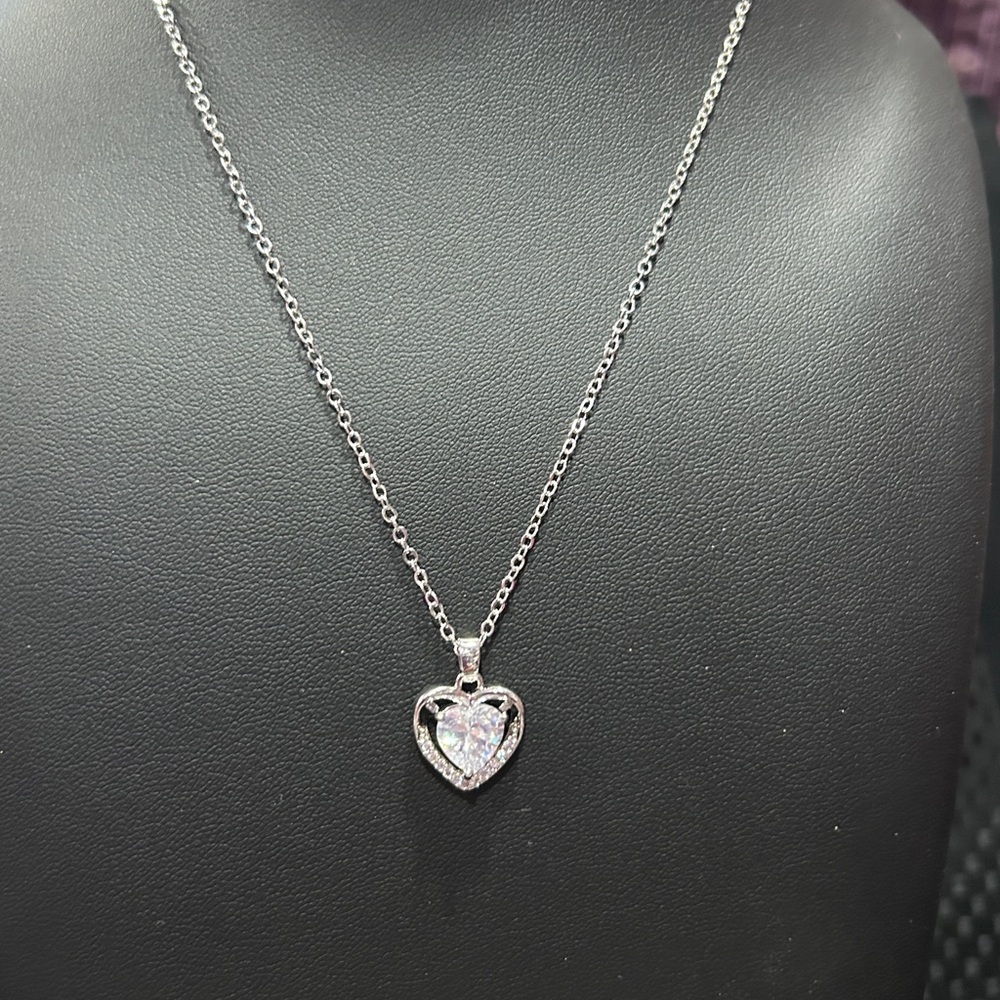 Paparazzi Effulgently Engaged Elegant Silver Heart Pendant Necklace